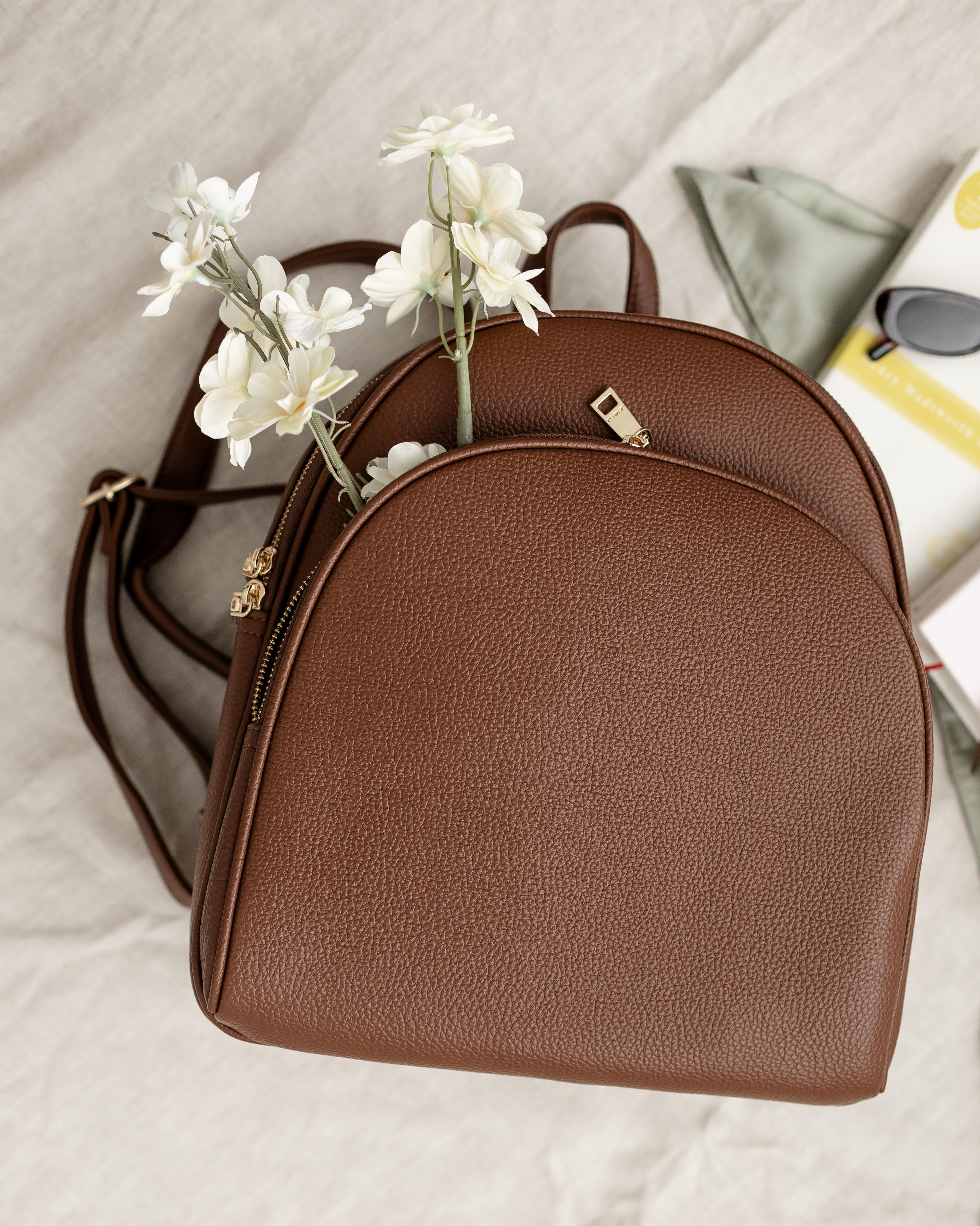 Vegan Leather Convertible Backpack – Thomas Smith Wear